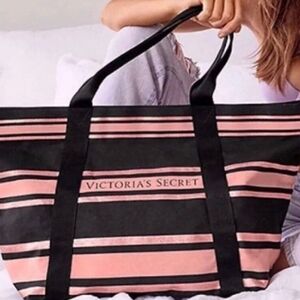 NWOT Victoria's Secret Weekender